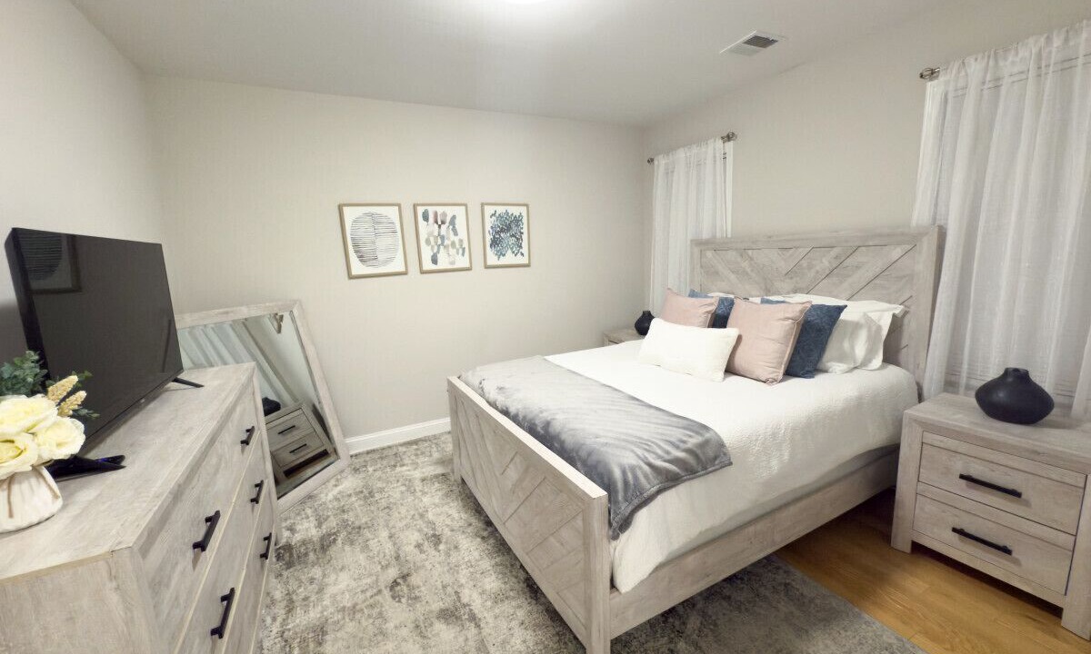 Photo of Bedroom in Dracut