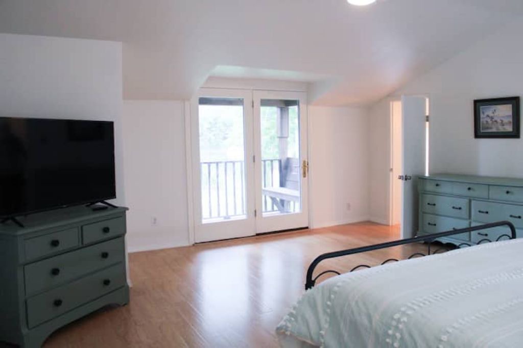Photo of Bedroom in Sylvan Beach