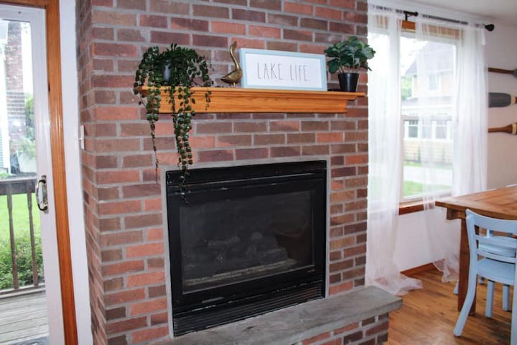 Photo of Livingroom in Sylvan Beach