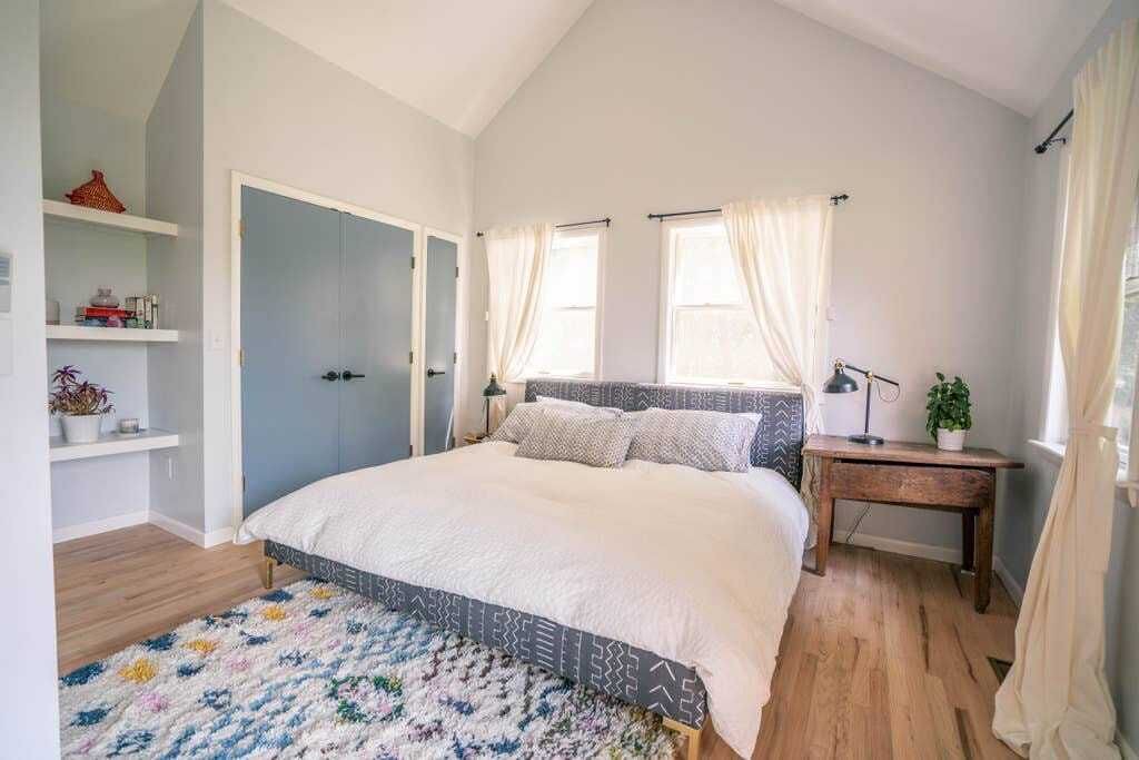 Photo of Bedroom in Red Hook