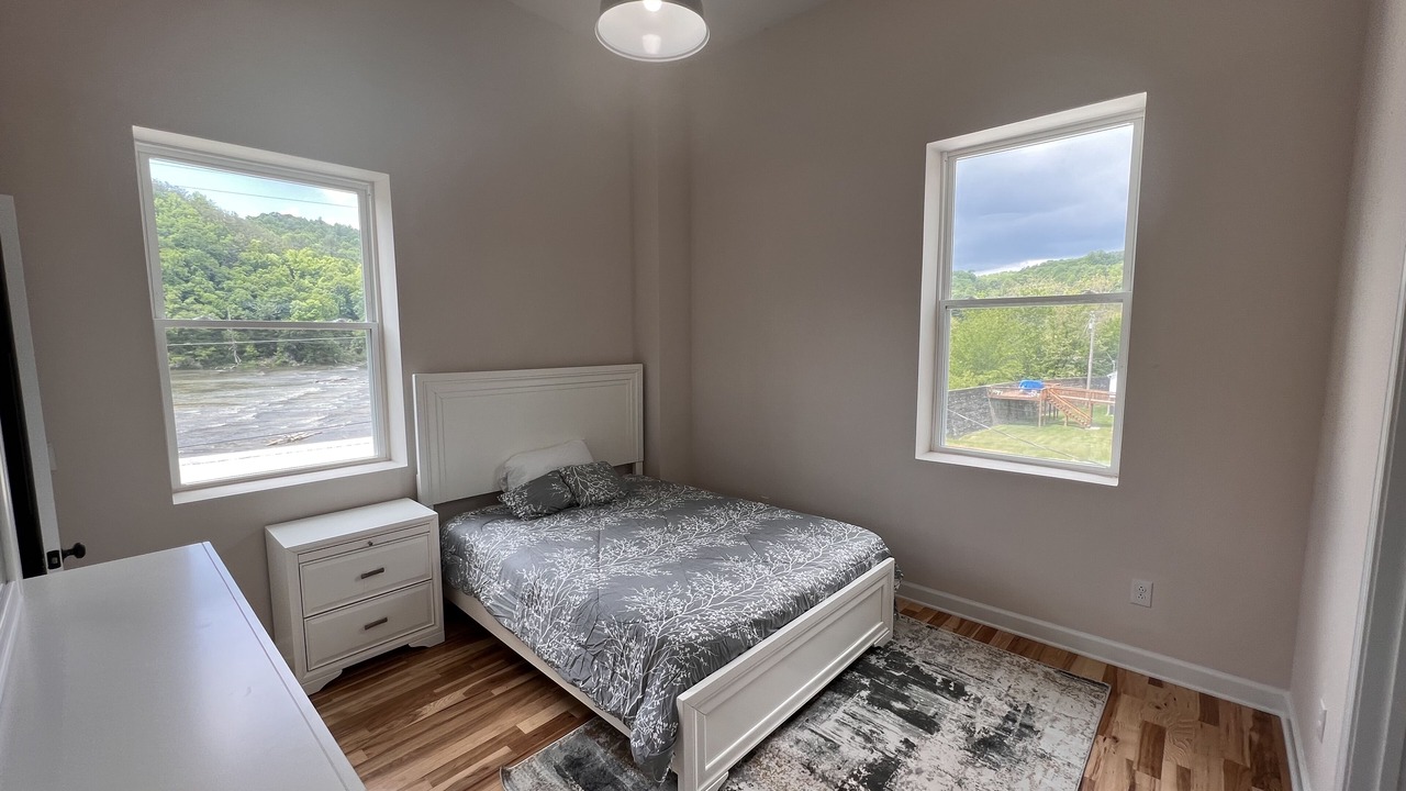 Photo of Bedroom in Fries