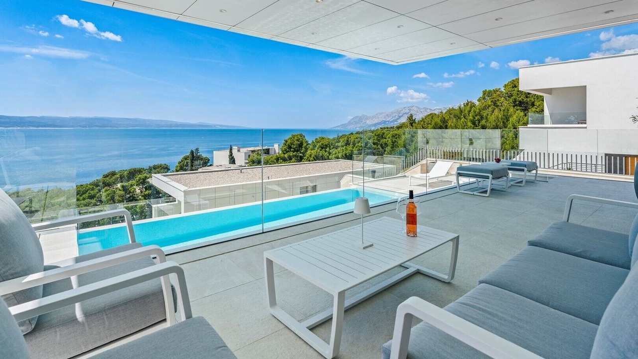 Photo of Outdoor in Brela