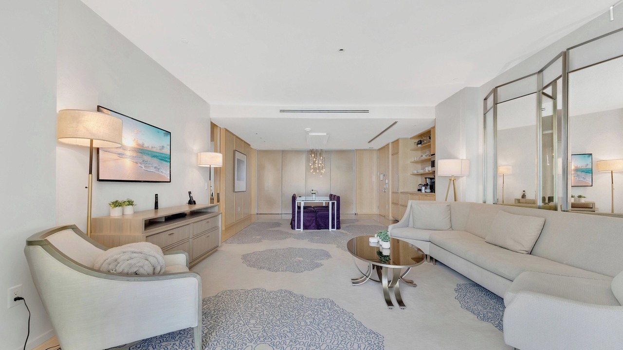 Photo of Livingroom in Bal Harbour