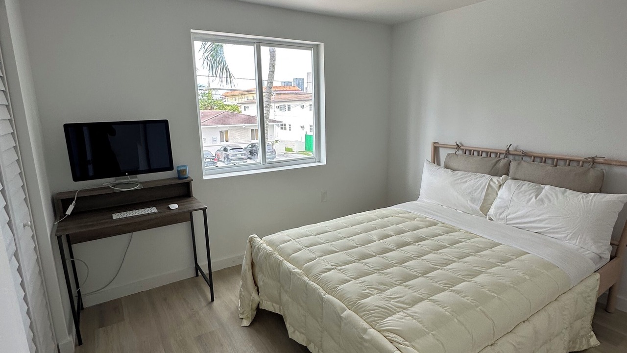 Photo of Bedroom in The Roads