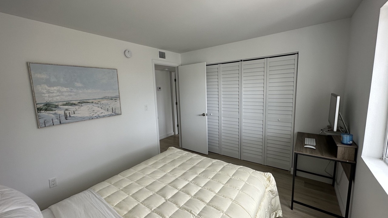 Photo of Bedroom in The Roads