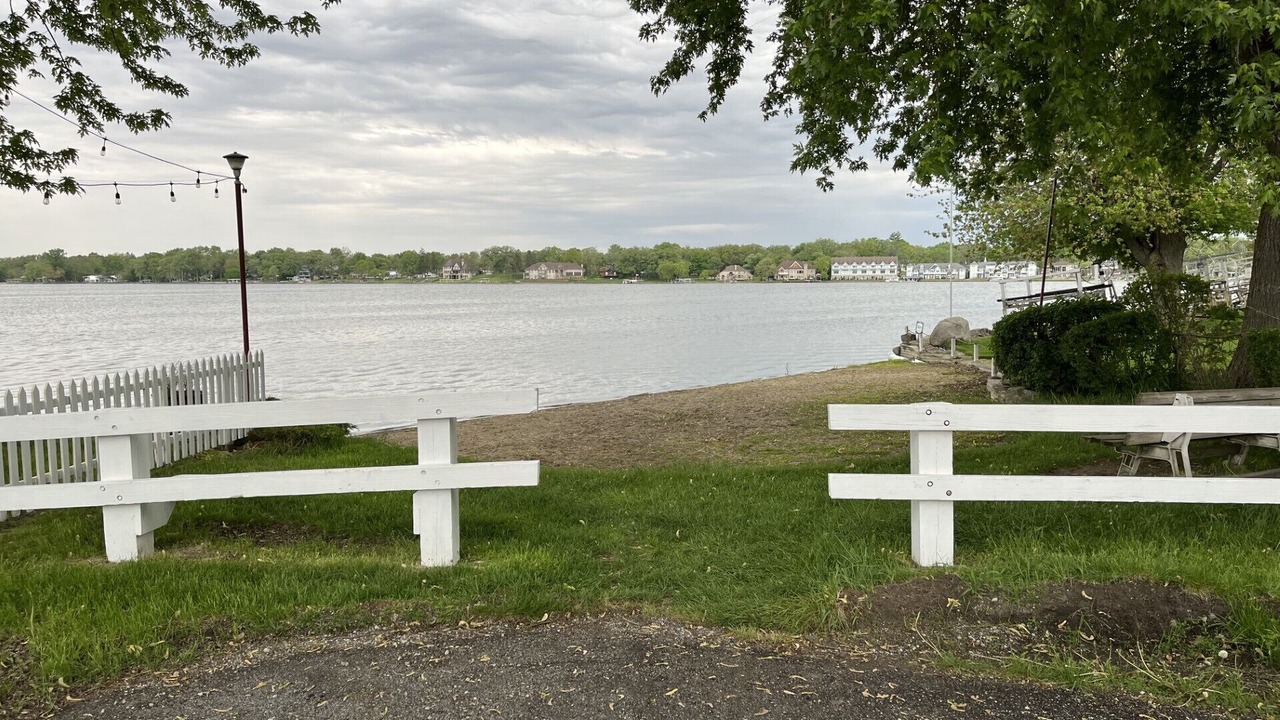 Photo of Outdoor in Cedar Lake