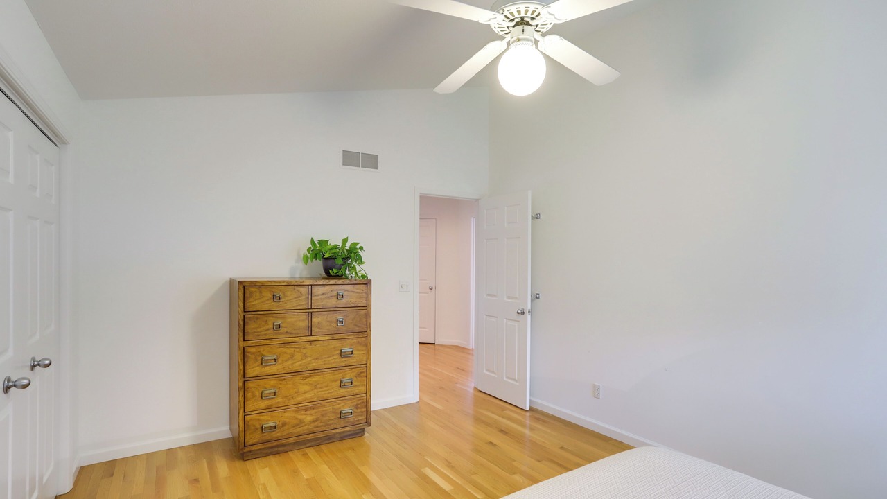 Photo of Bedroom in Granger