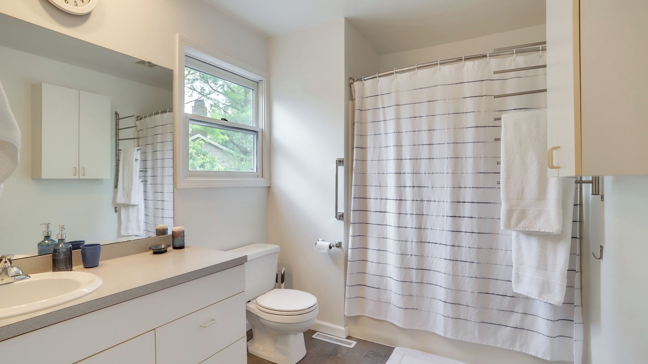 Photo of Bathroom in Granger