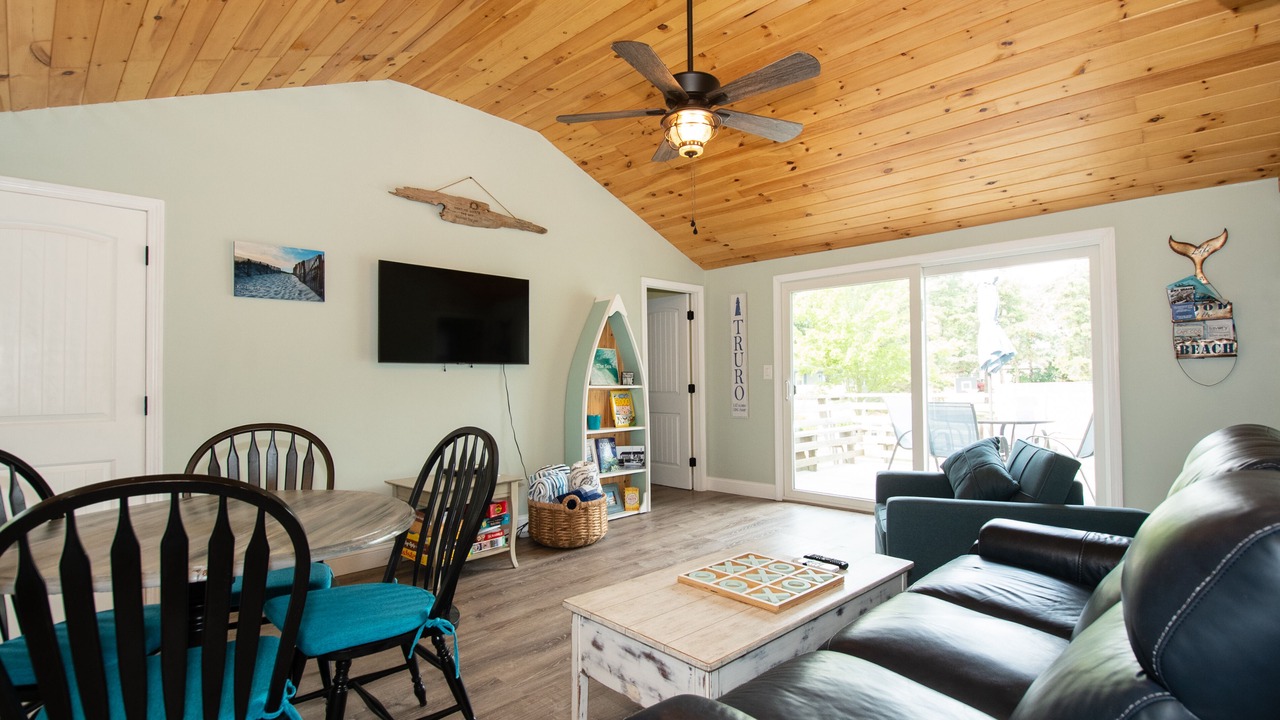 Photo of Livingroom in North Truro