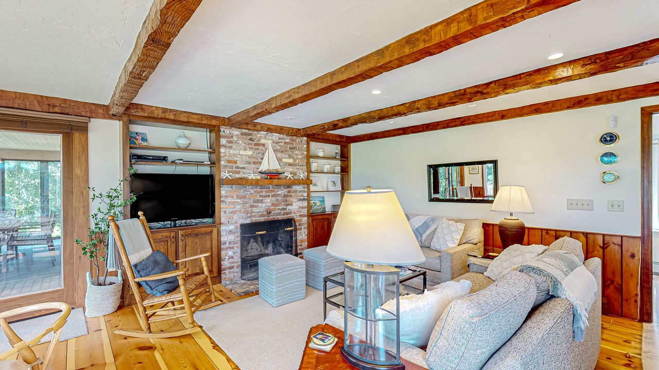Photo of Livingroom in Yarmouth Port