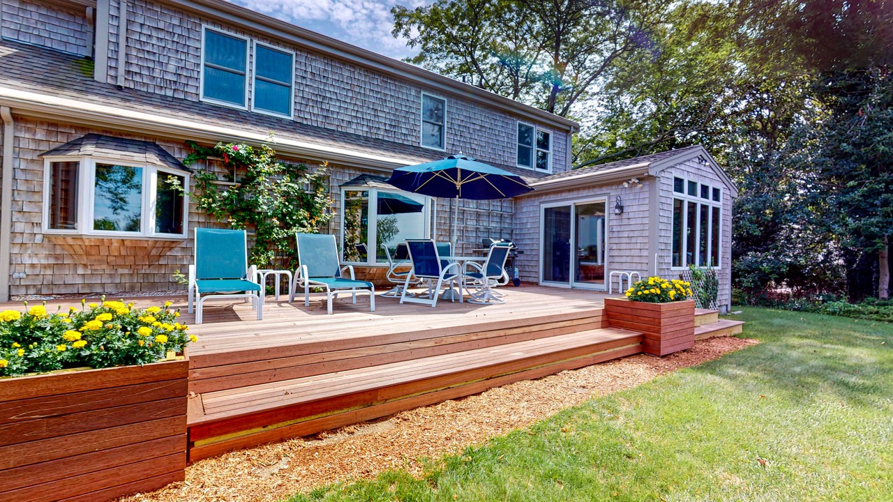 Photo of Patio Balcony in Yarmouth Port