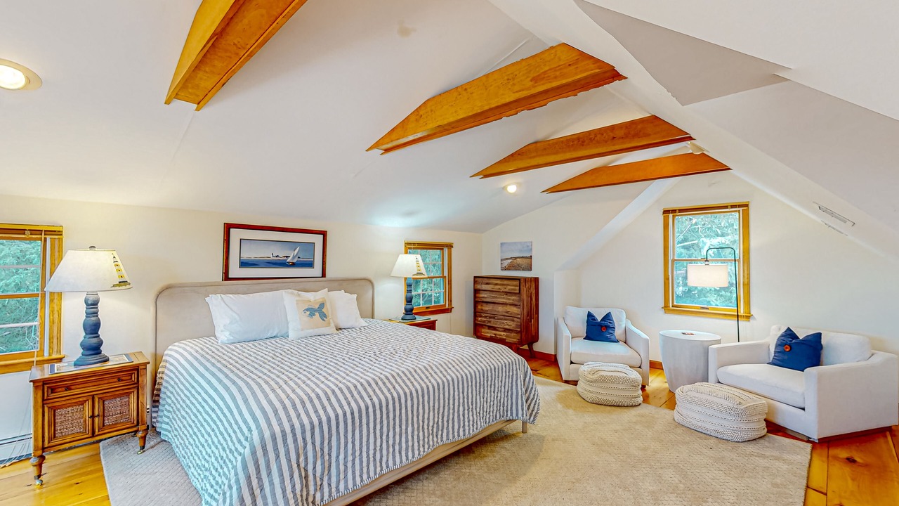 Photo of Bedroom in Yarmouth Port