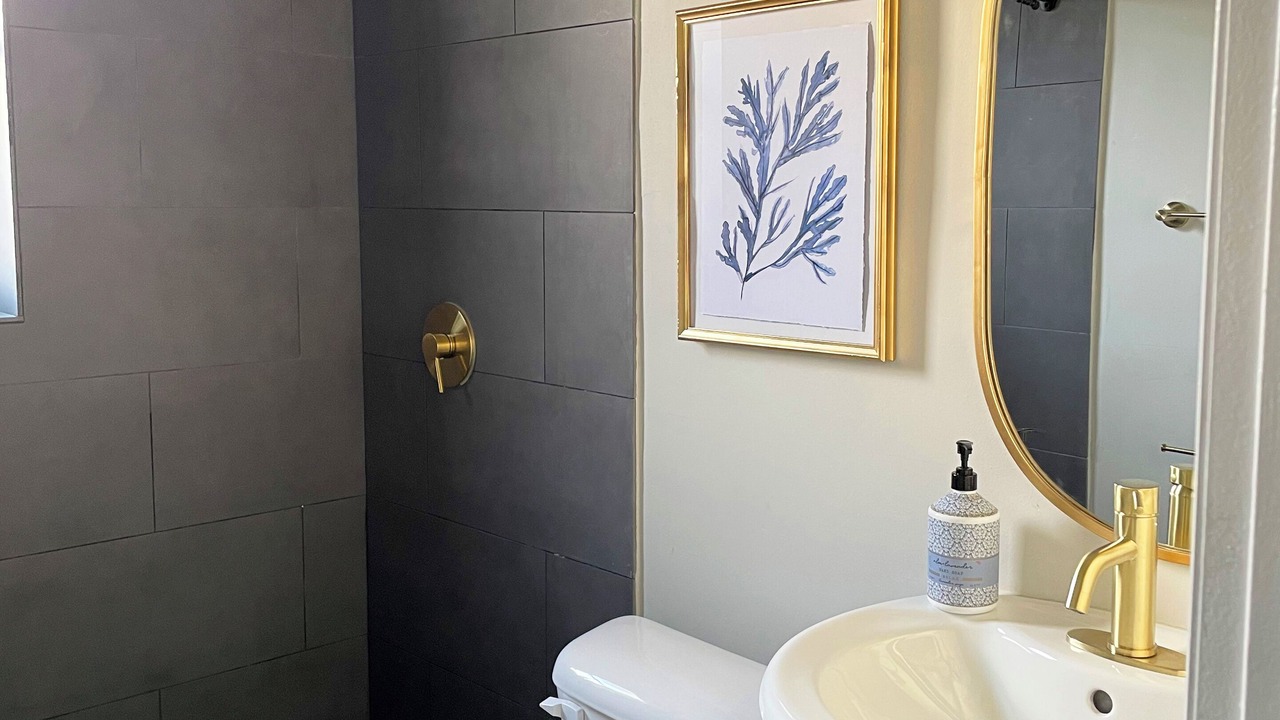Photo of Bathroom in Biscayne Park