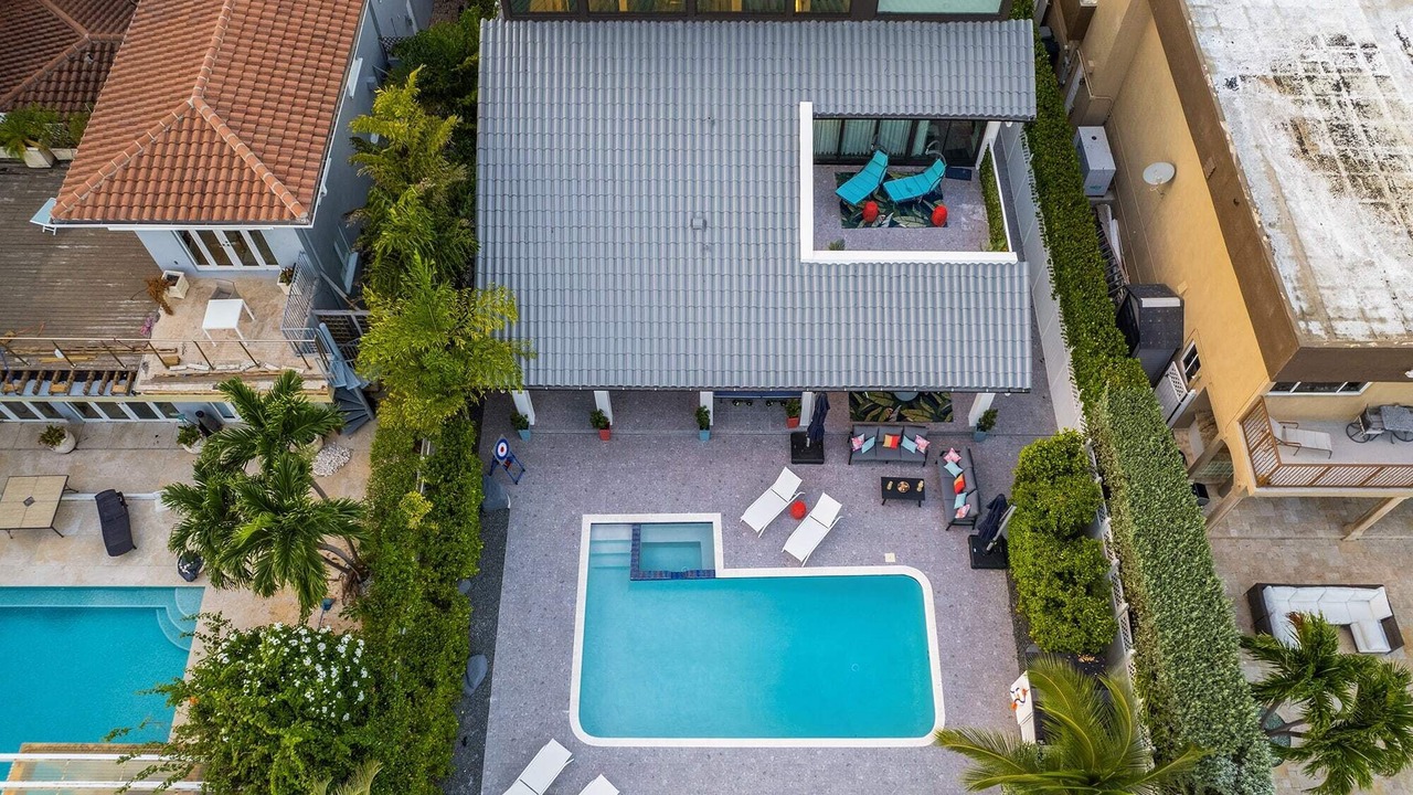 Photo of Outdoor in North Bay Village
