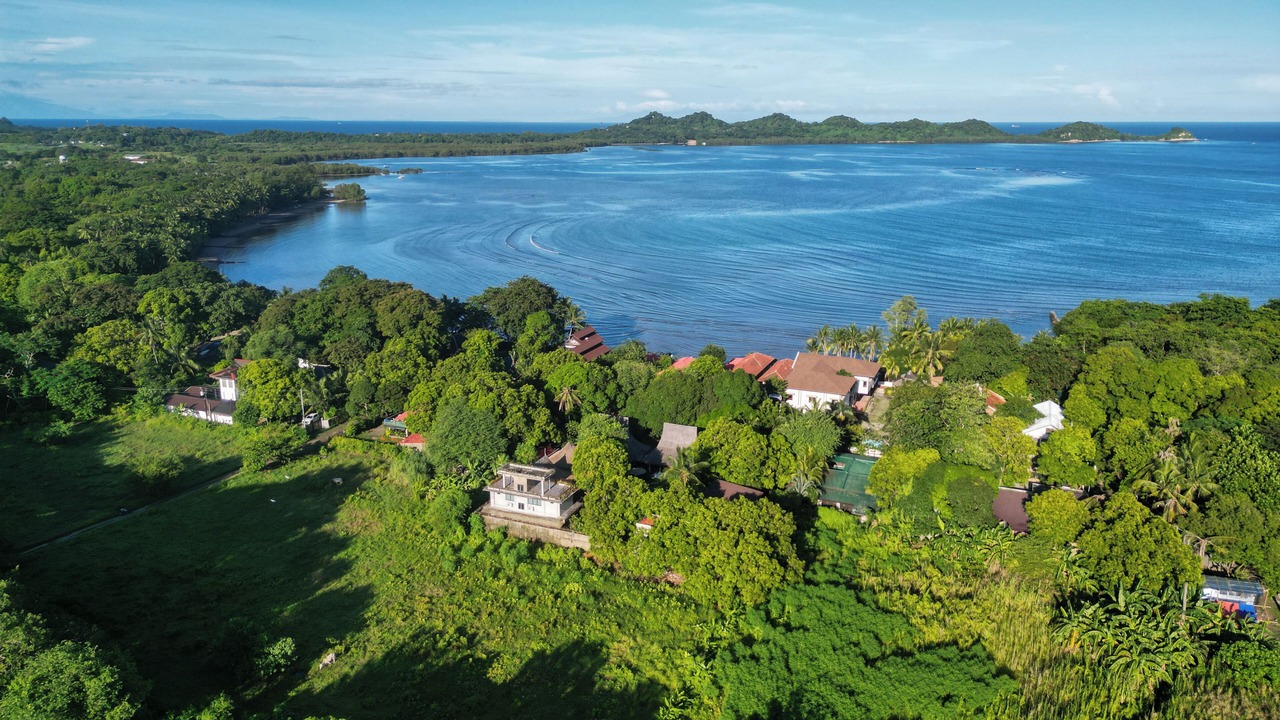 Photo of Outdoor in Lian