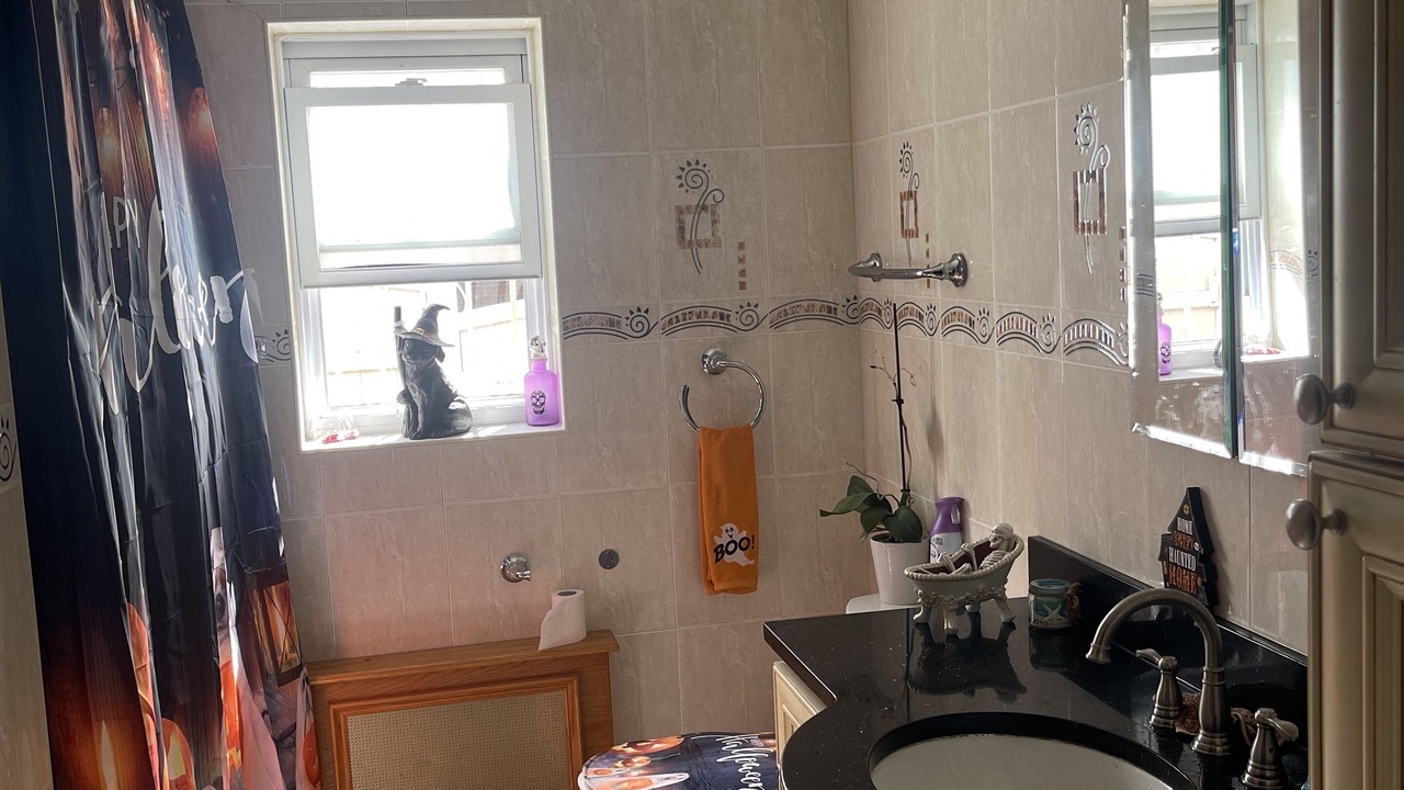 Photo of Bathroom in Queens