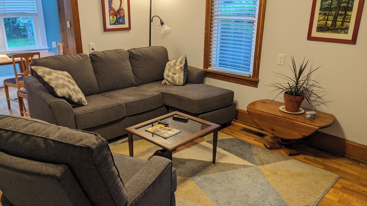 Photo of Livingroom in Monterey