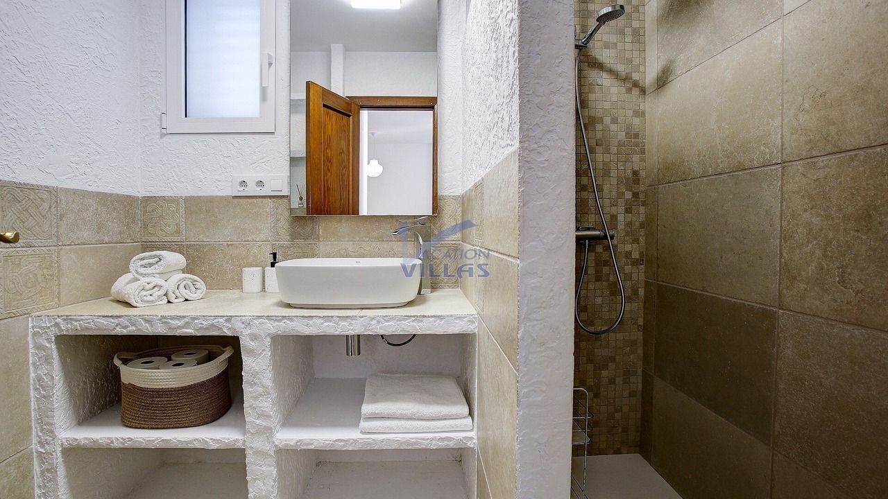 Photo of Bathroom in Vergel