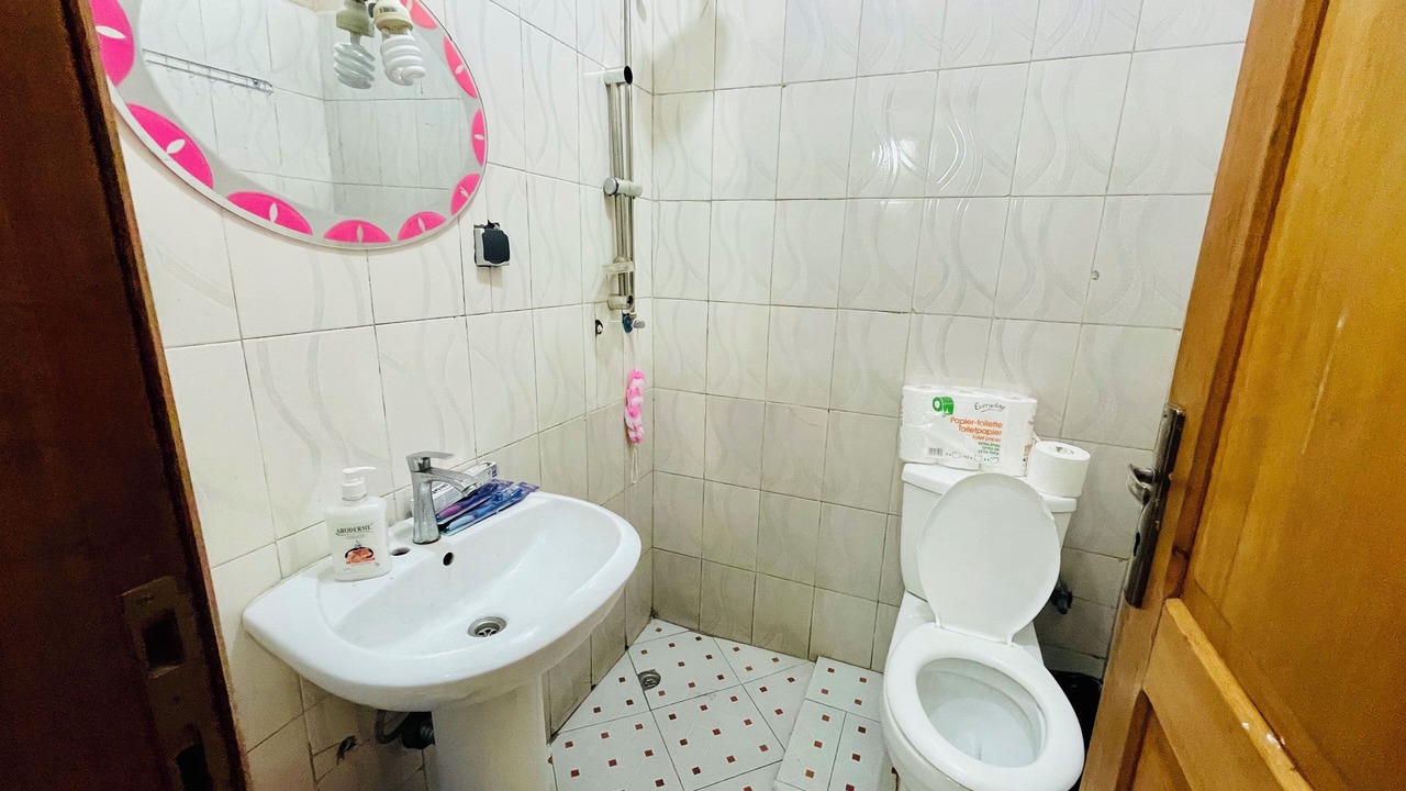 Photo of Bathroom in Limete