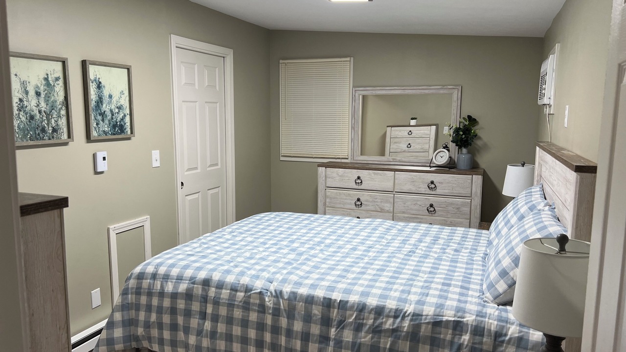 Photo of Bedroom in Roxboro