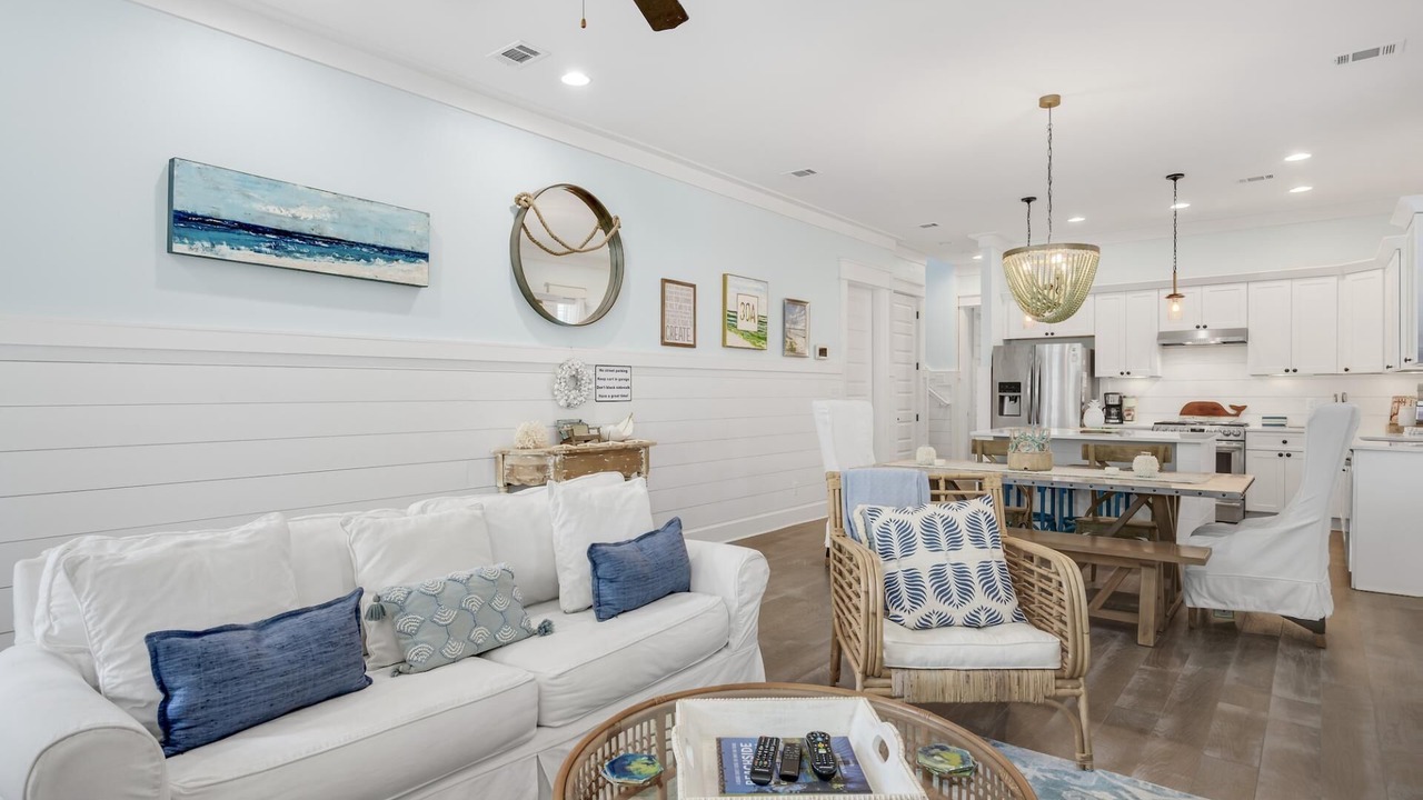 Photo of Livingroom in Greenway Park