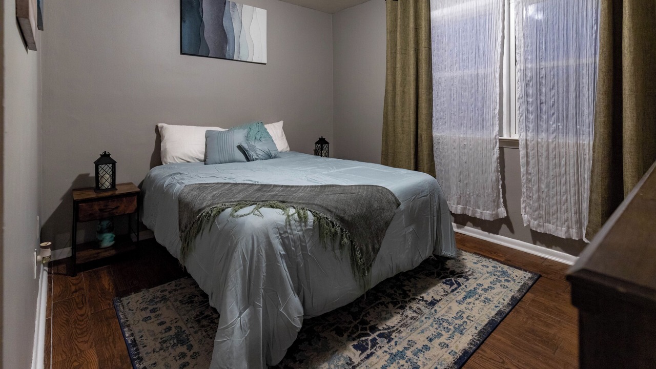 Photo of Bedroom in Norfolk - Virginia Beach