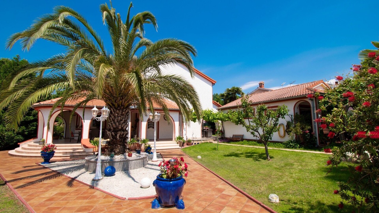 Photo of Outdoor in Cancini