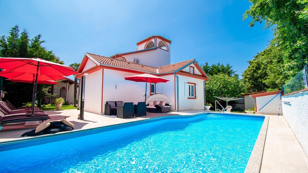 Photo of Outdoor in Cancini