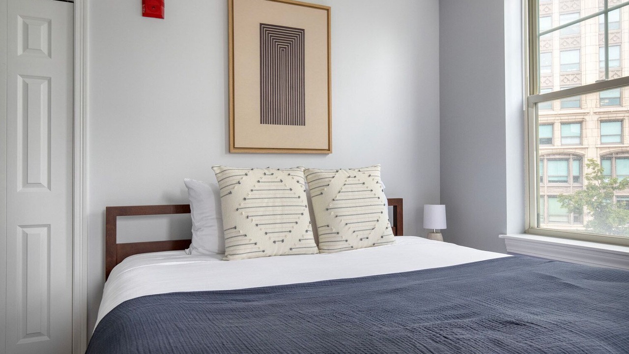 Photo of Bedroom in Central Square