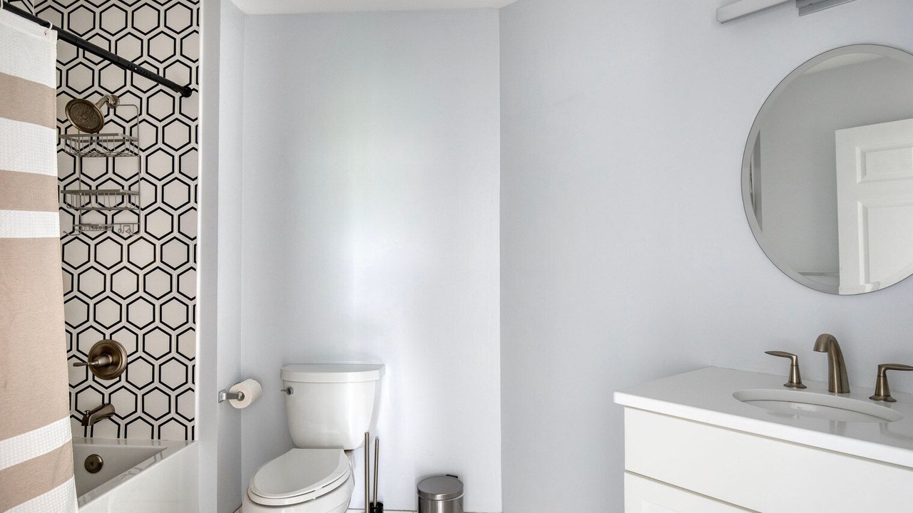 Photo of Bathroom in Central Square