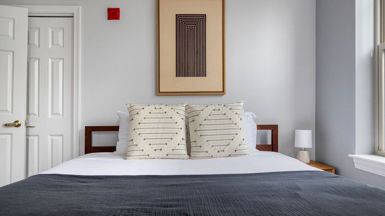Photo of Bedroom in Central Square