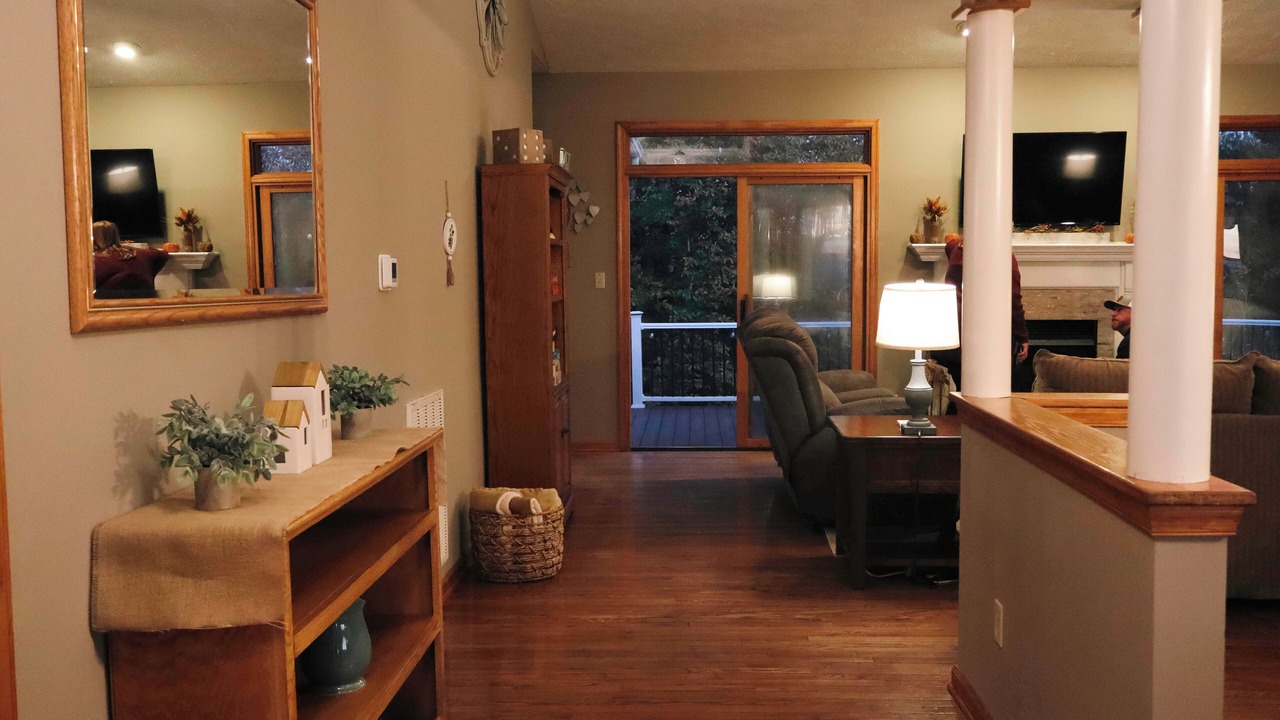 Photo of Livingroom in Amherst