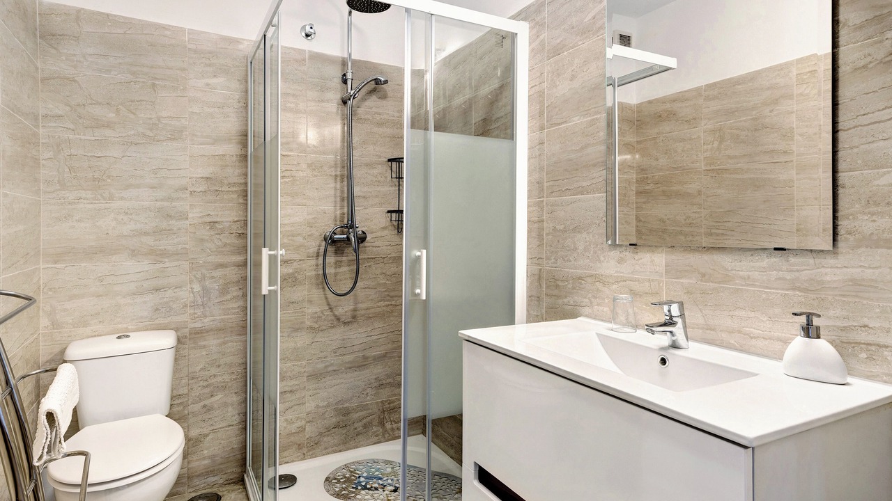 Photo of Bathroom in Colares