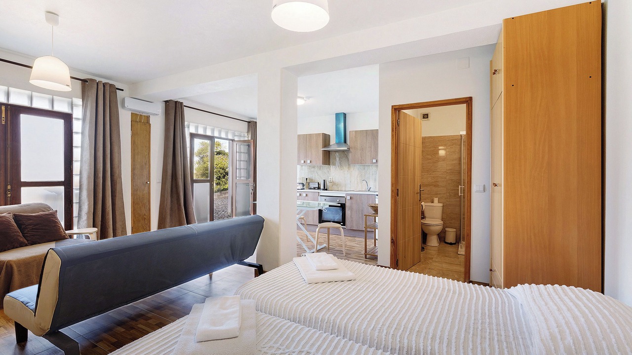 Photo of Bedroom in Colares