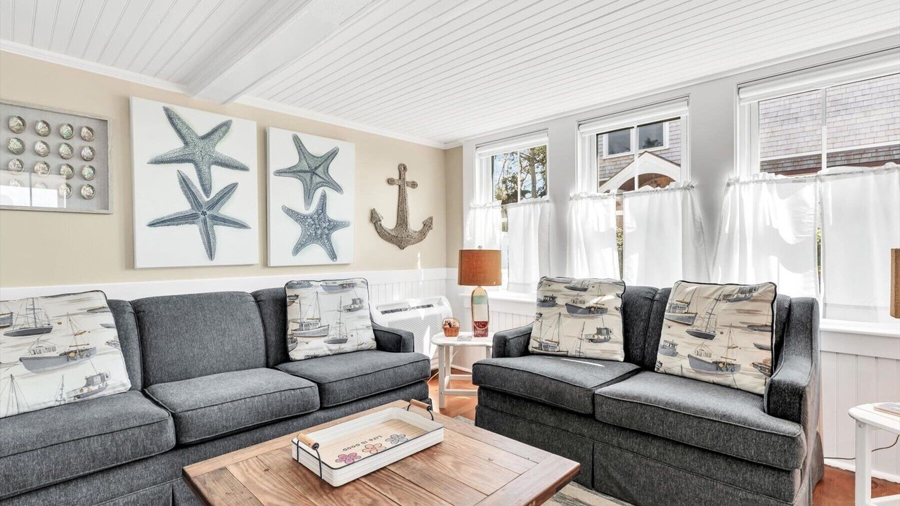 Photo of Livingroom in Harwich Port