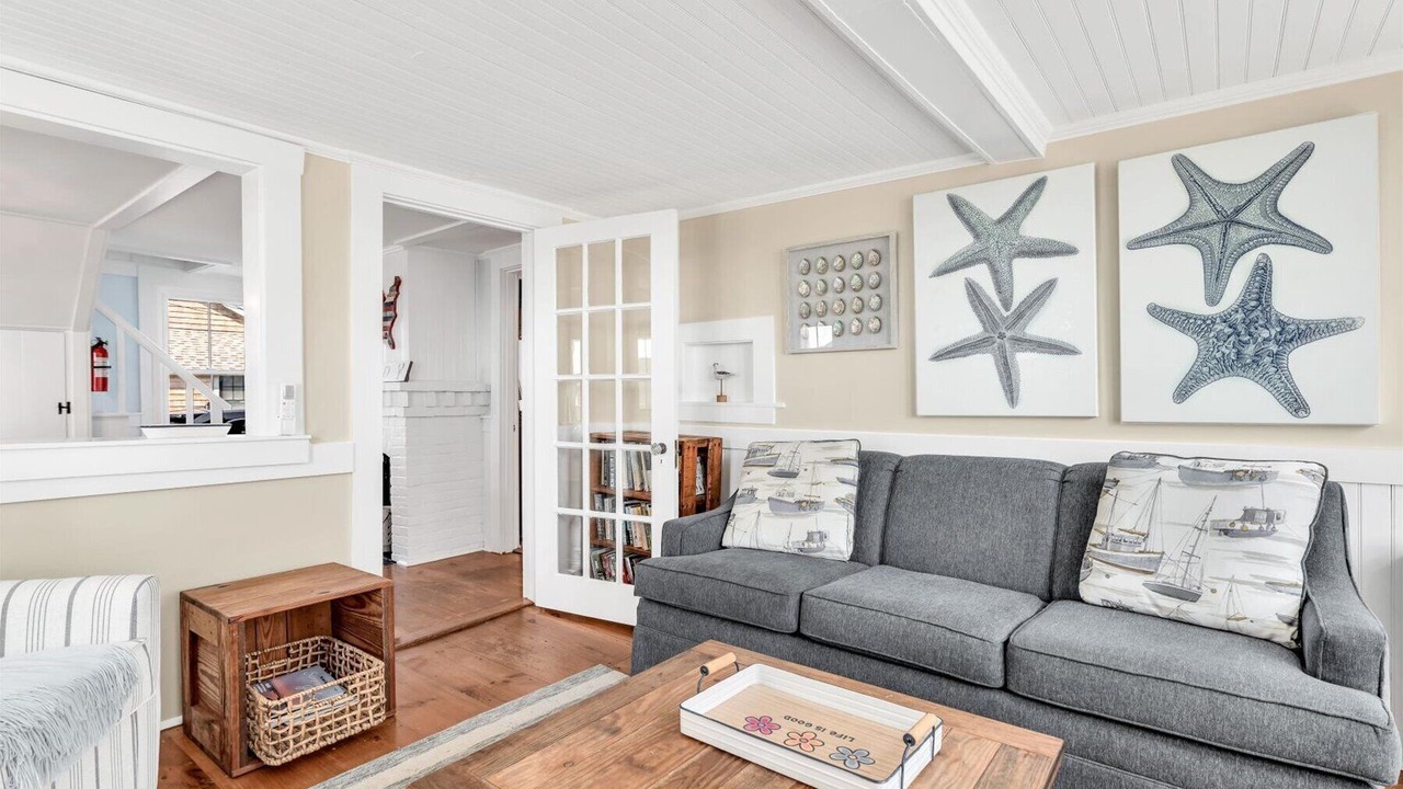 Photo of Livingroom in Harwich Port
