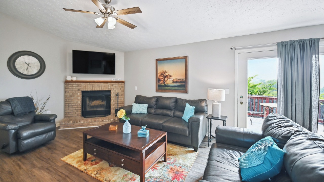 Photo of Livingroom in Corinth