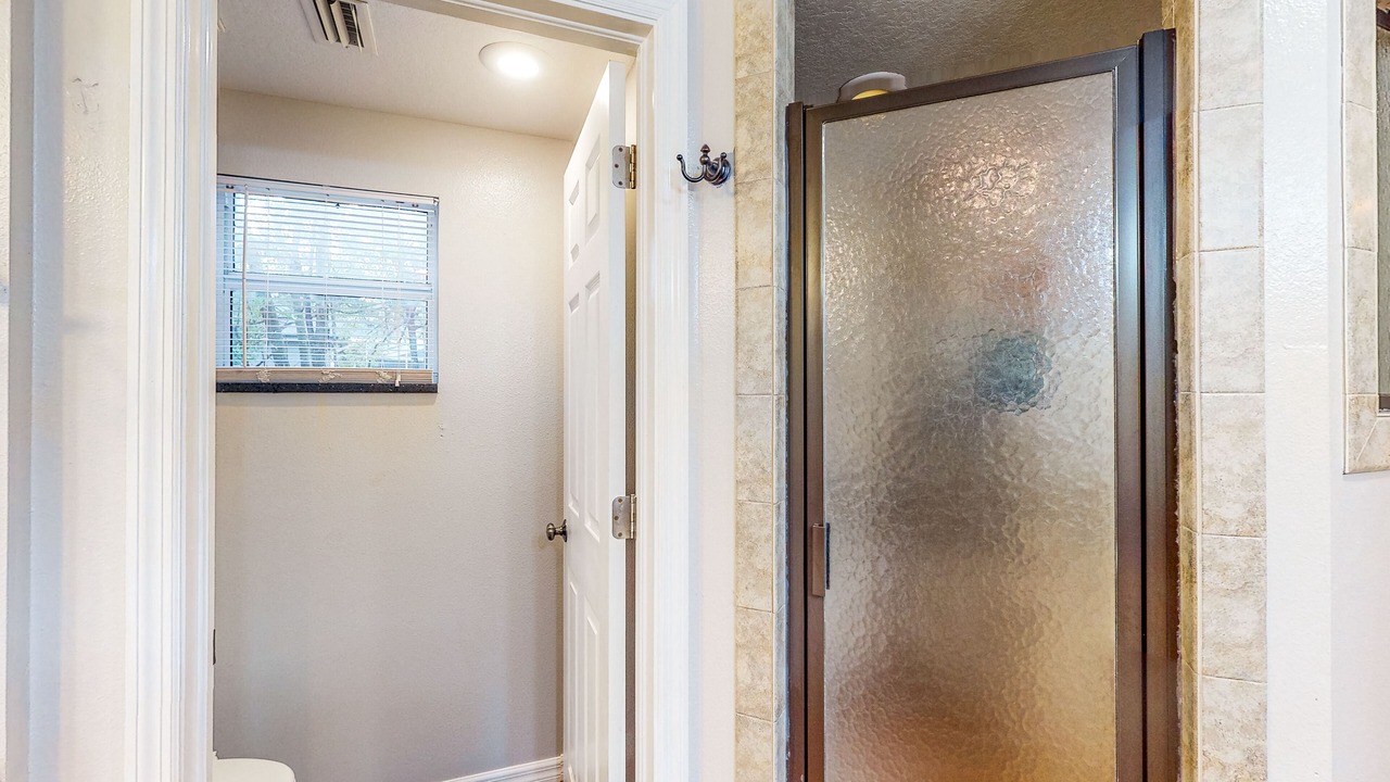 Photo of Bathroom in Plant City
