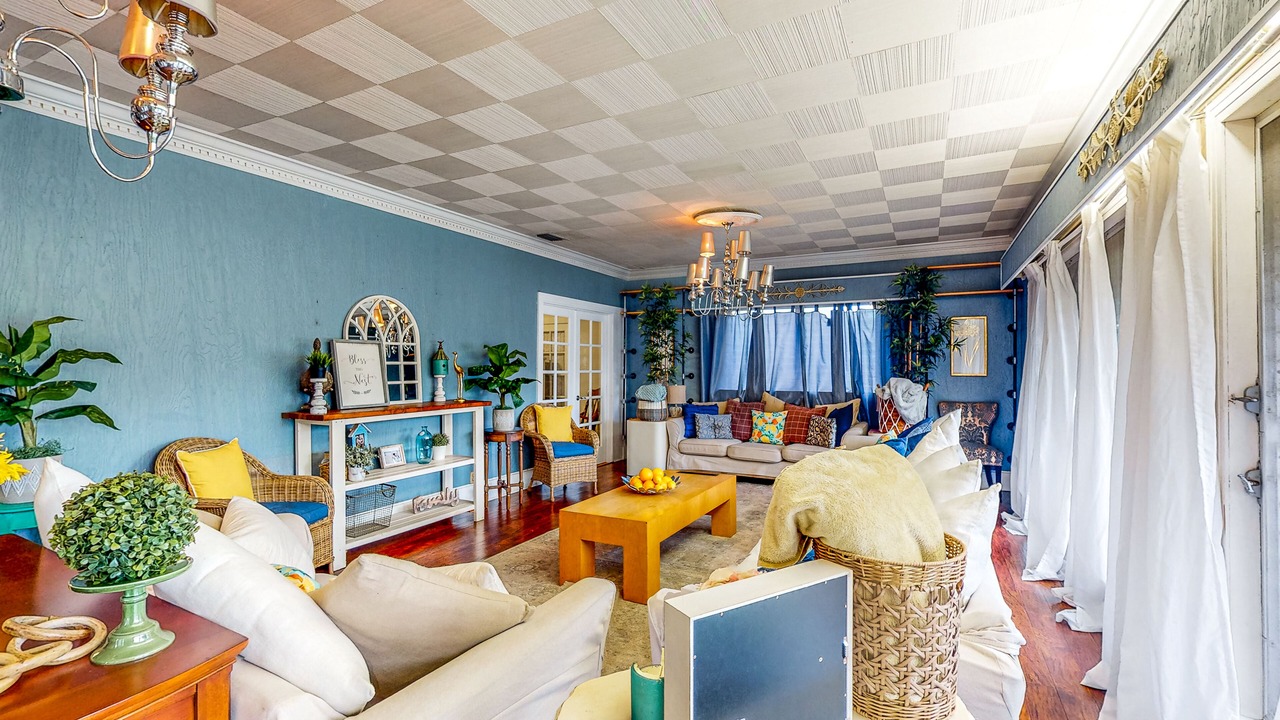 Photo of Livingroom in Plant City