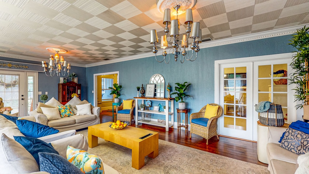 Photo of Livingroom in Plant City