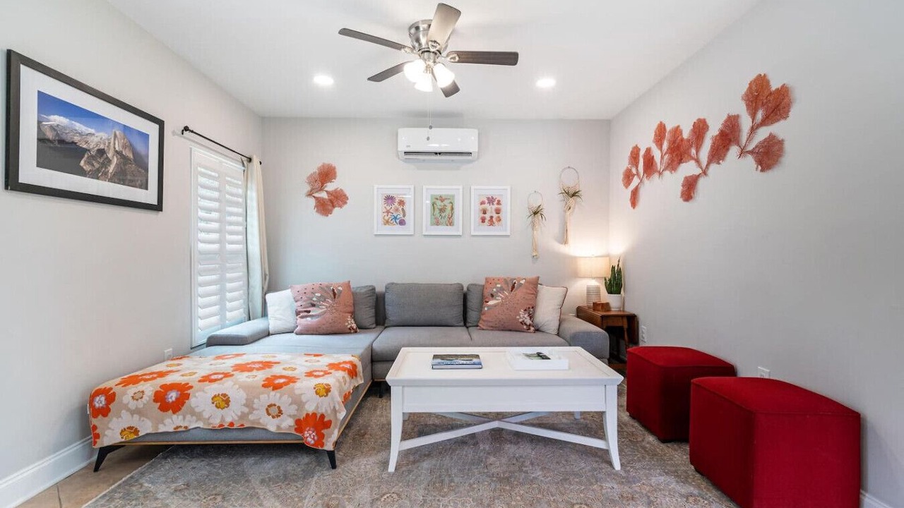 Photo of Livingroom in Shady Banks