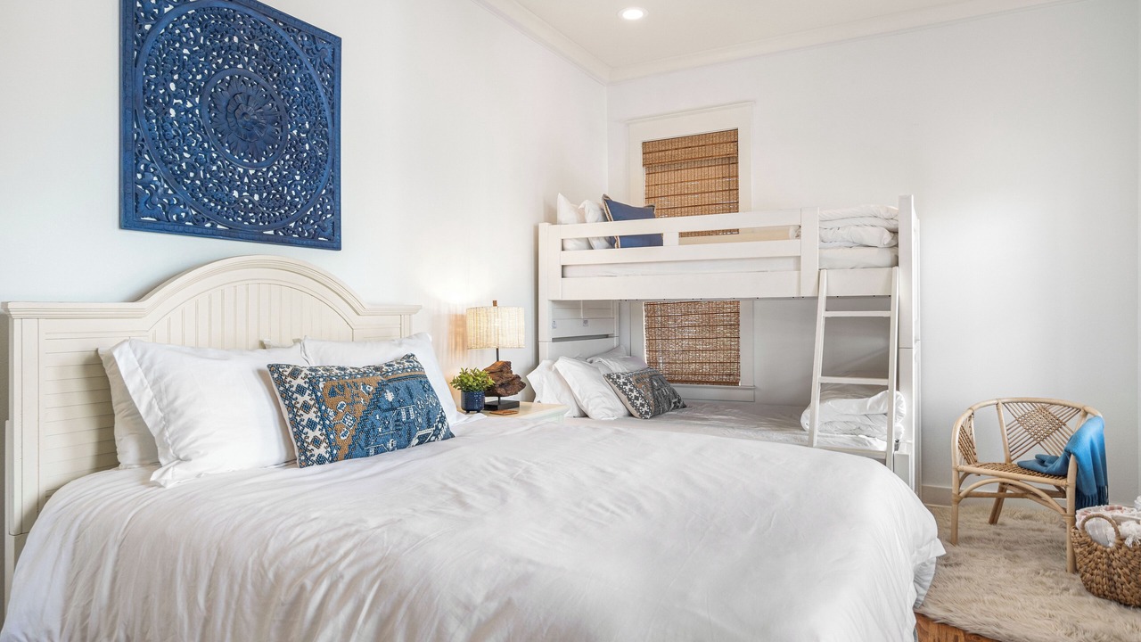 Photo of Bedroom in Seacrest Beach