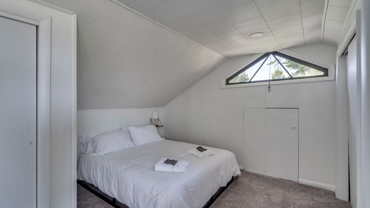 Photo of Bedroom in Clayton