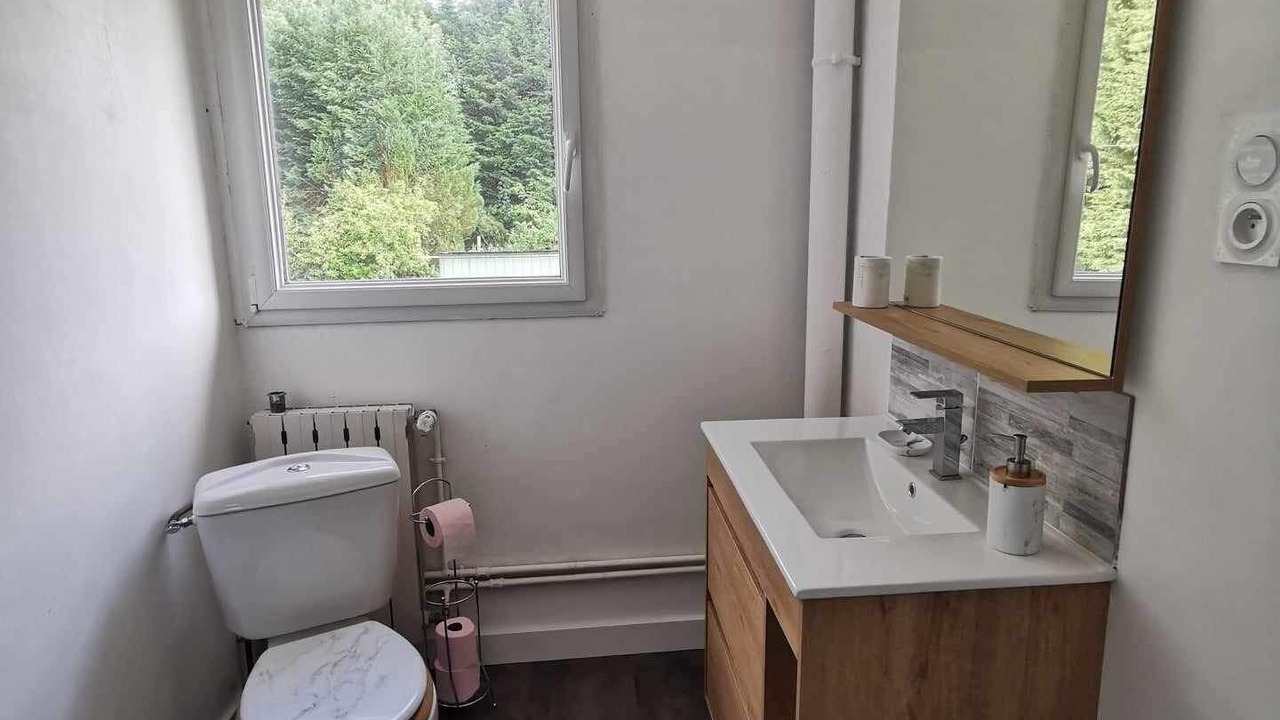 Photo of Bathroom in Plounevez-Moedec