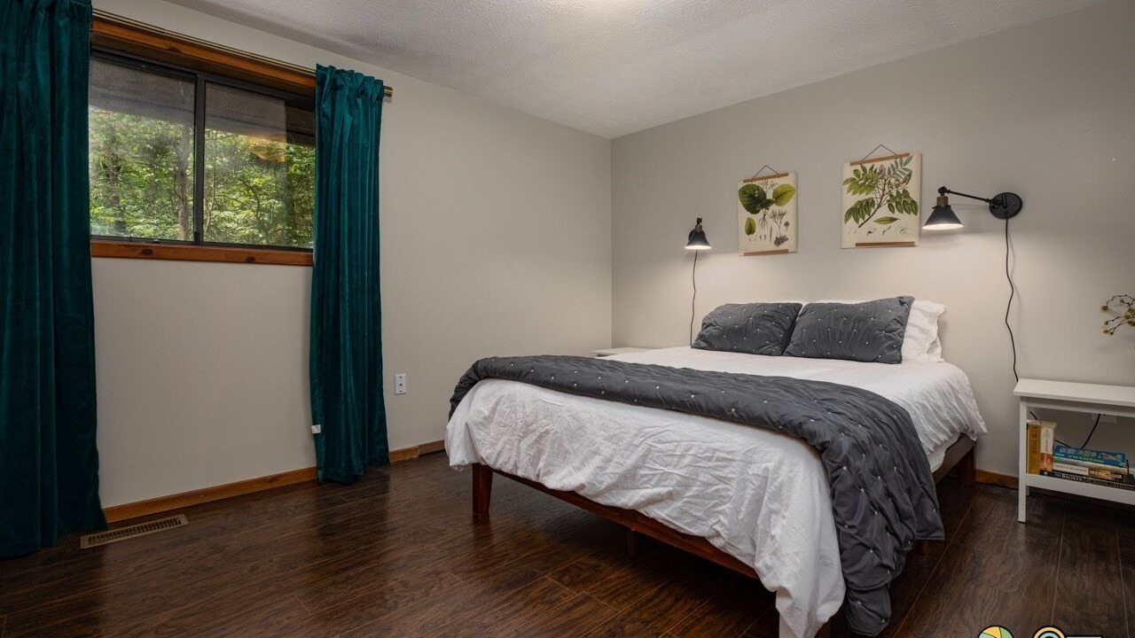 Photo of Bedroom in Basye