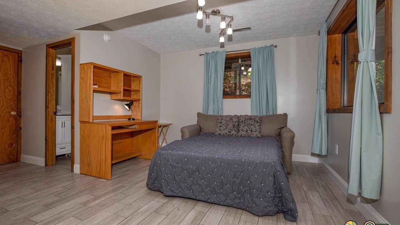 Photo of Bedroom in Basye