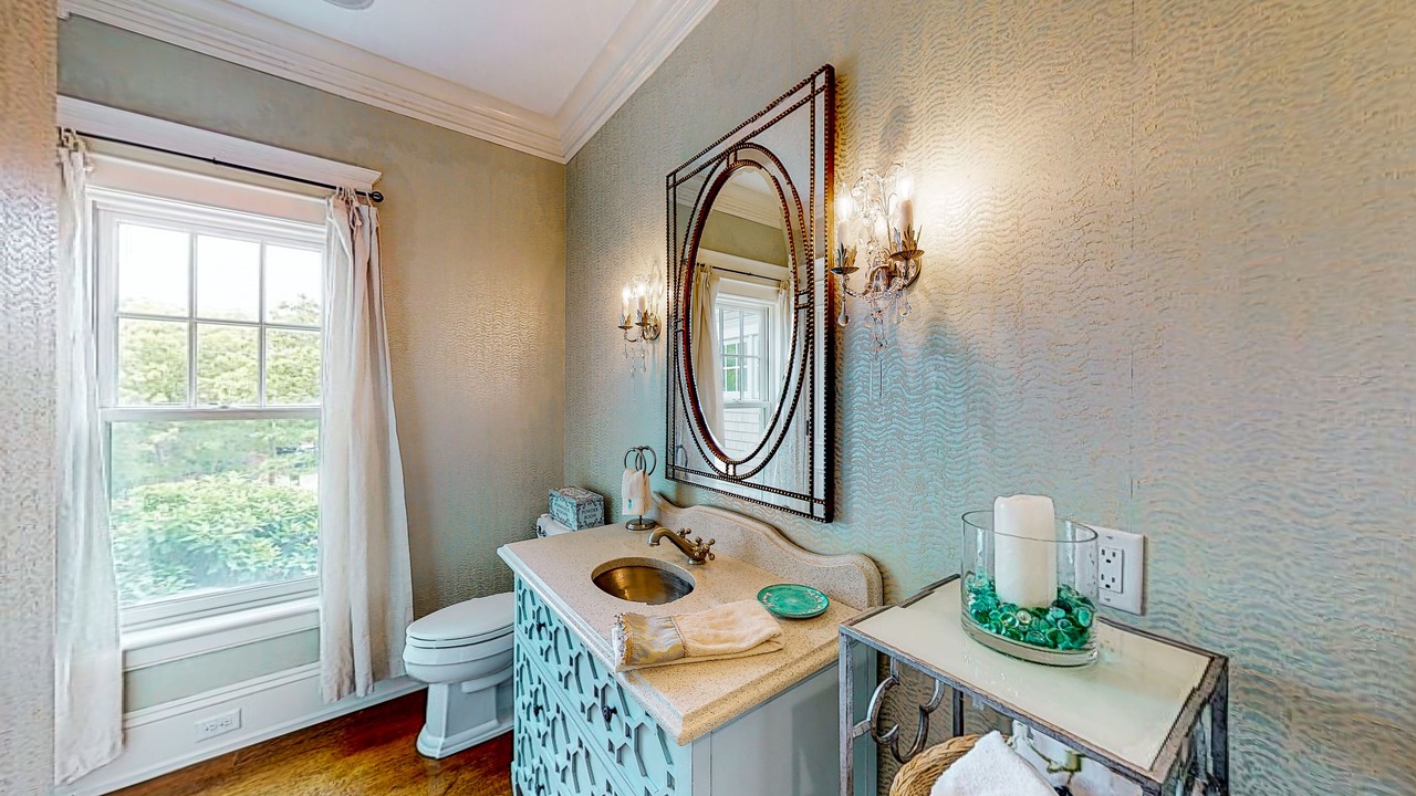 Photo of Bathroom in Cedar Bushes
