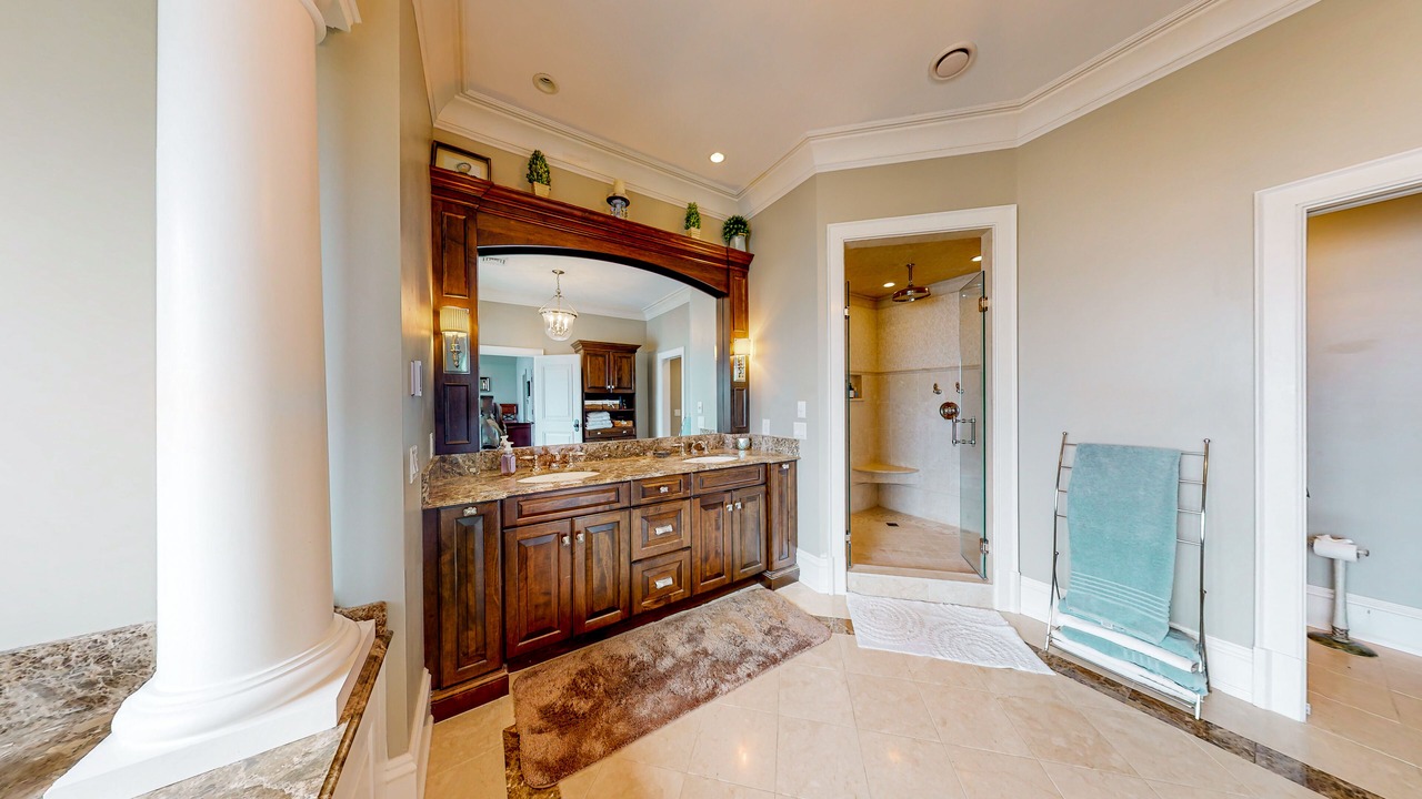 Photo of Bathroom in Cedar Bushes
