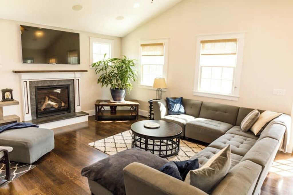 Photo of Livingroom in Sagamore Beach