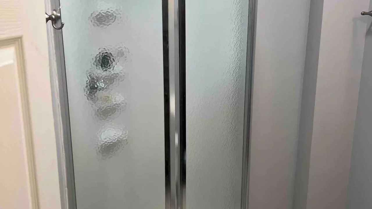 Photo of Bathroom in Mosby